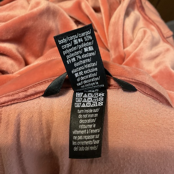 Victoria's secret blush zip up hoodie Med velvet like crop style - Picture 7 of 7
